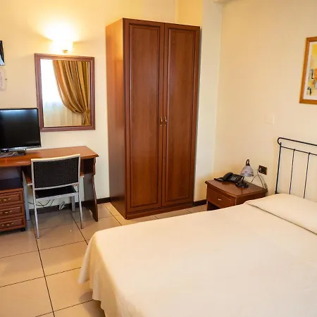 Aparthotel White Palace Cento (Emilia-Romagna)